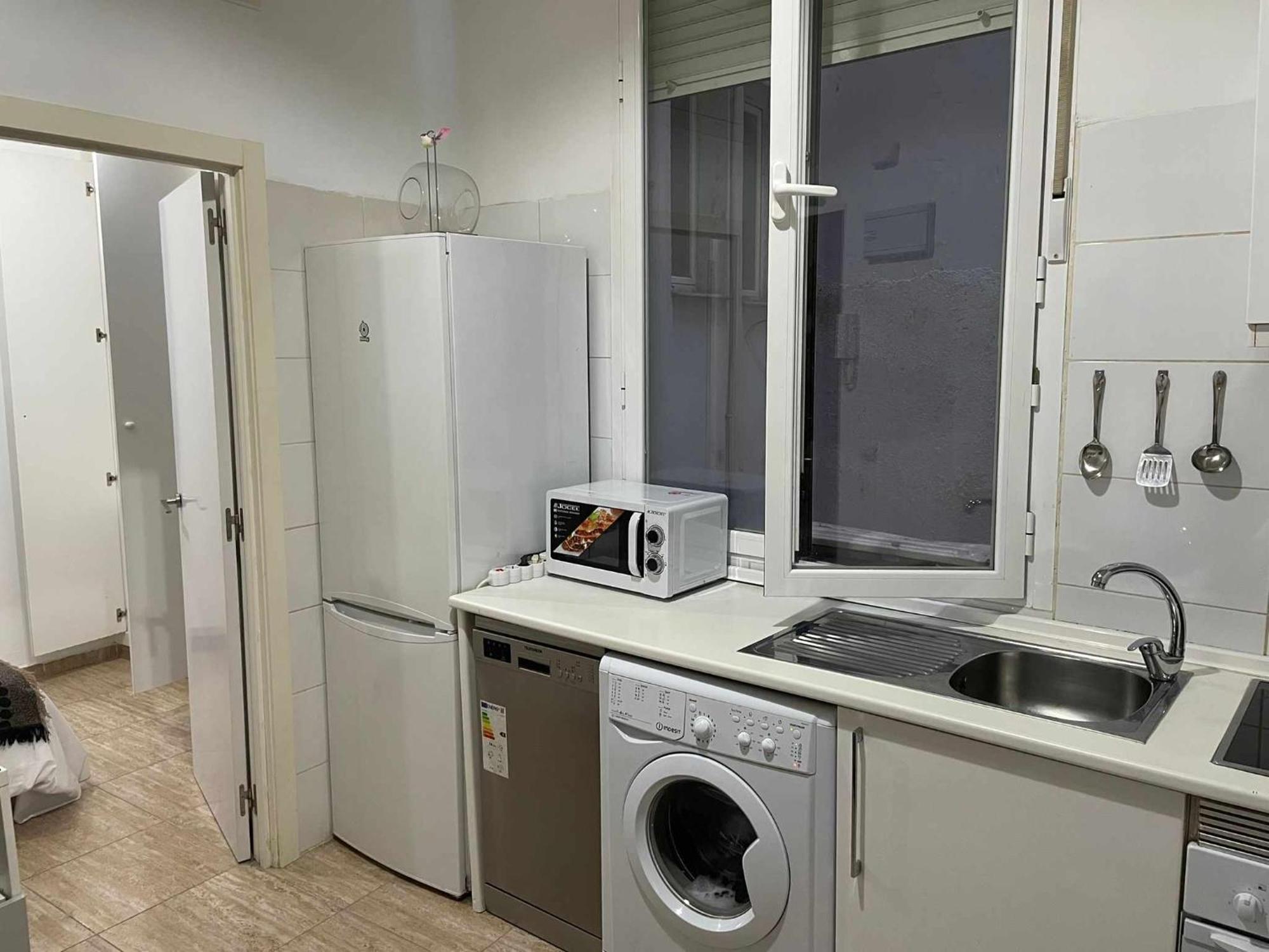 Apartamento Solfai Vacacional 51, Cerca de Puerta del Sol Madrid Exterior foto